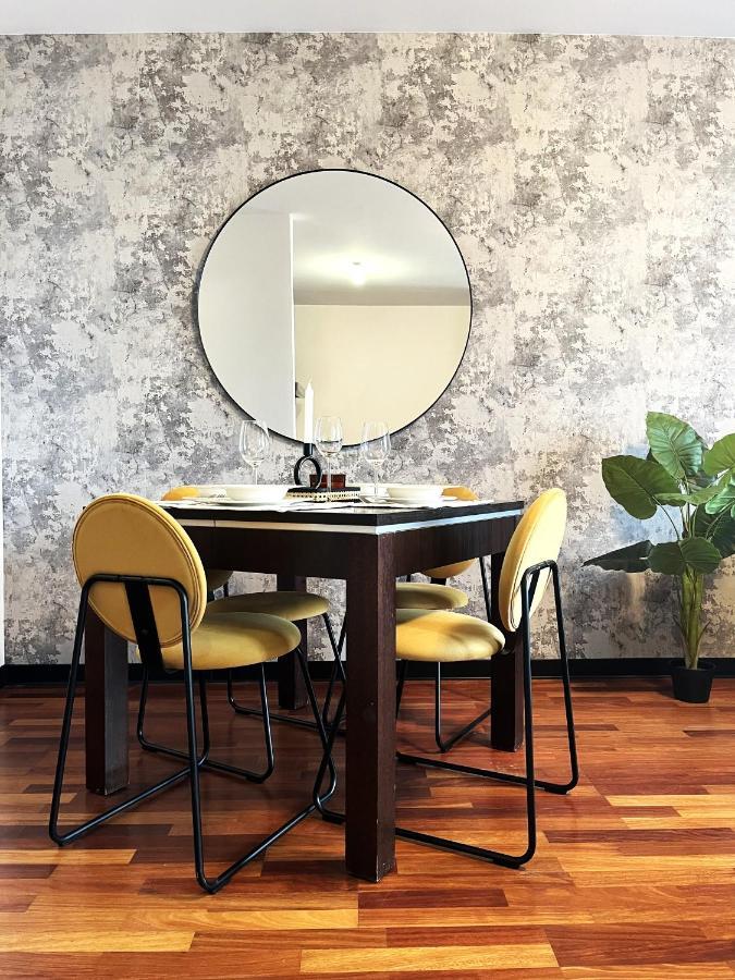 Jagielly Apartment ~ Self Check-In 24H ~ Parking & Lift Вроцлав Екстериор снимка