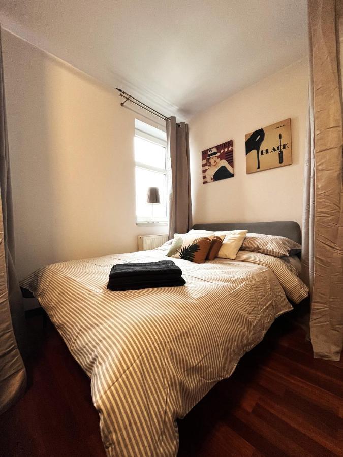 Jagielly Apartment ~ Self Check-In 24H ~ Parking & Lift Вроцлав Екстериор снимка